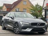 Volvo S60 R-design Inscr.Plug-In Hybrid AWD/Creme Lede - Volvo S60: Allradantrieb