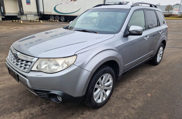 Subaru Forester Trend    4X4  Benzin/ GPL