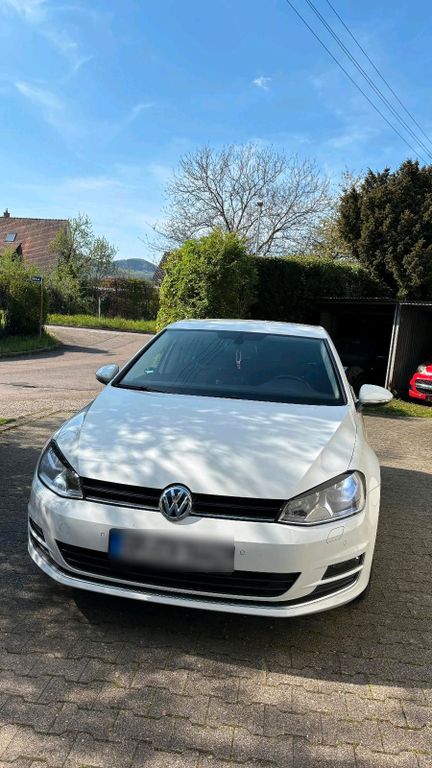 Image of Volkswagen Golf