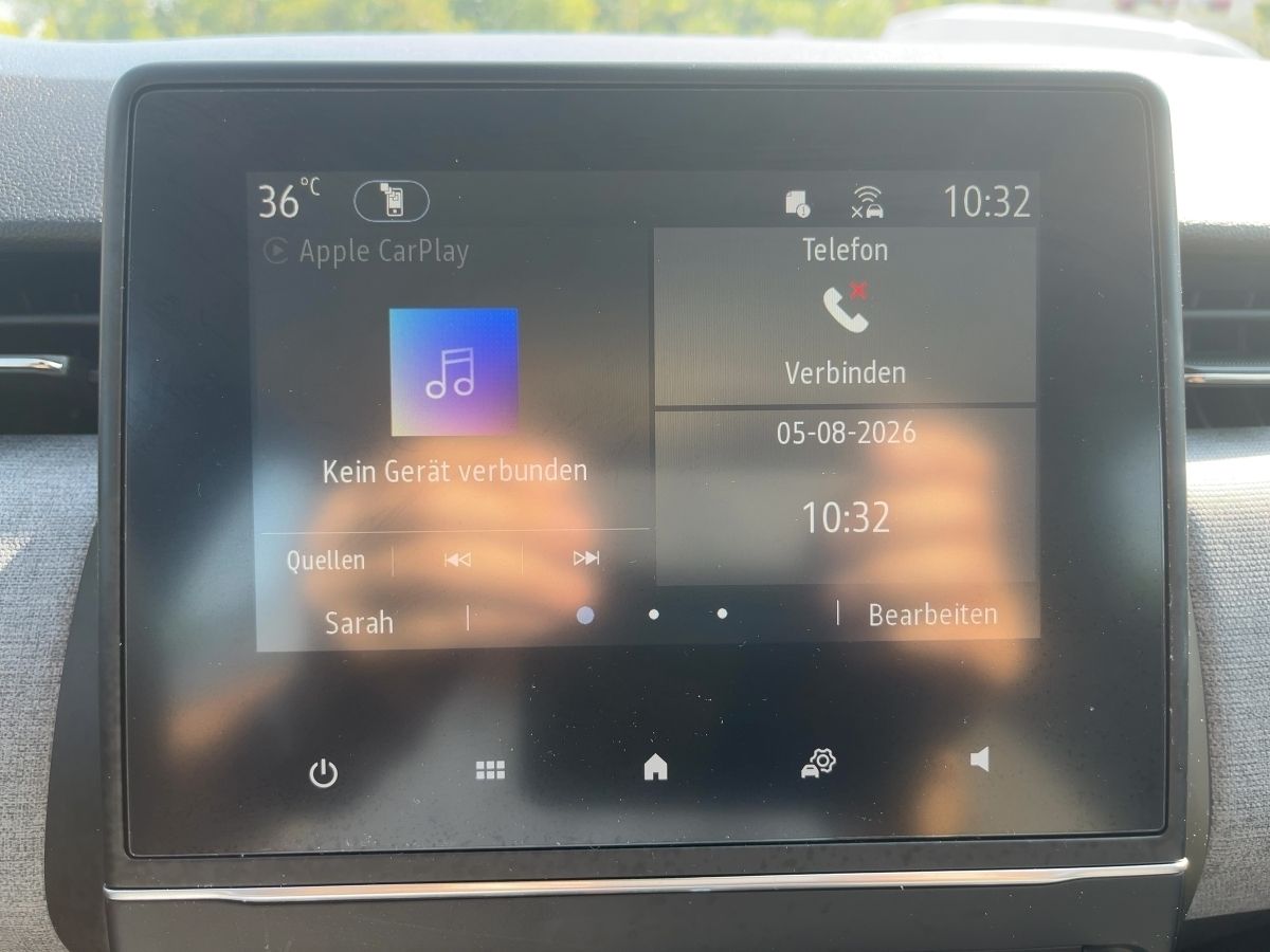 Fahrzeugabbildung Renault Clio Evolution Full Hybrid 145 SHZ - mit KI generiert/bearbeitet