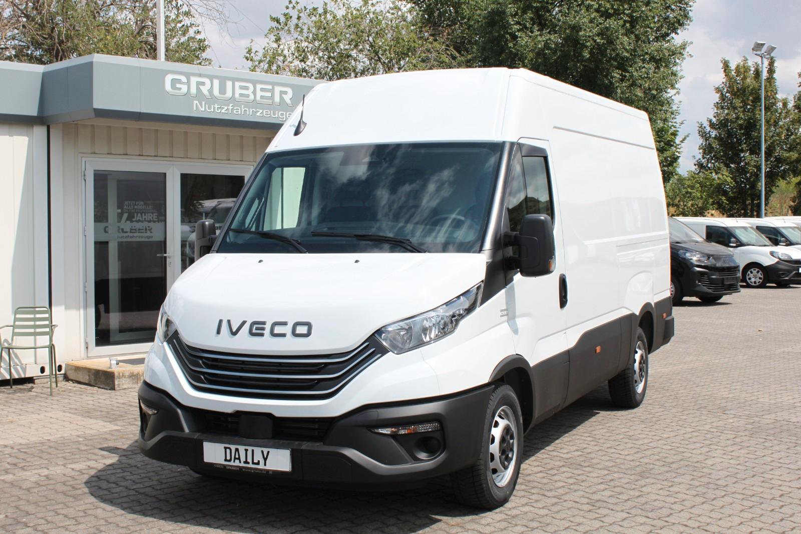 Iveco Daily KaWa Aut. 3.0 D Holzb./Verkleidung/Airline