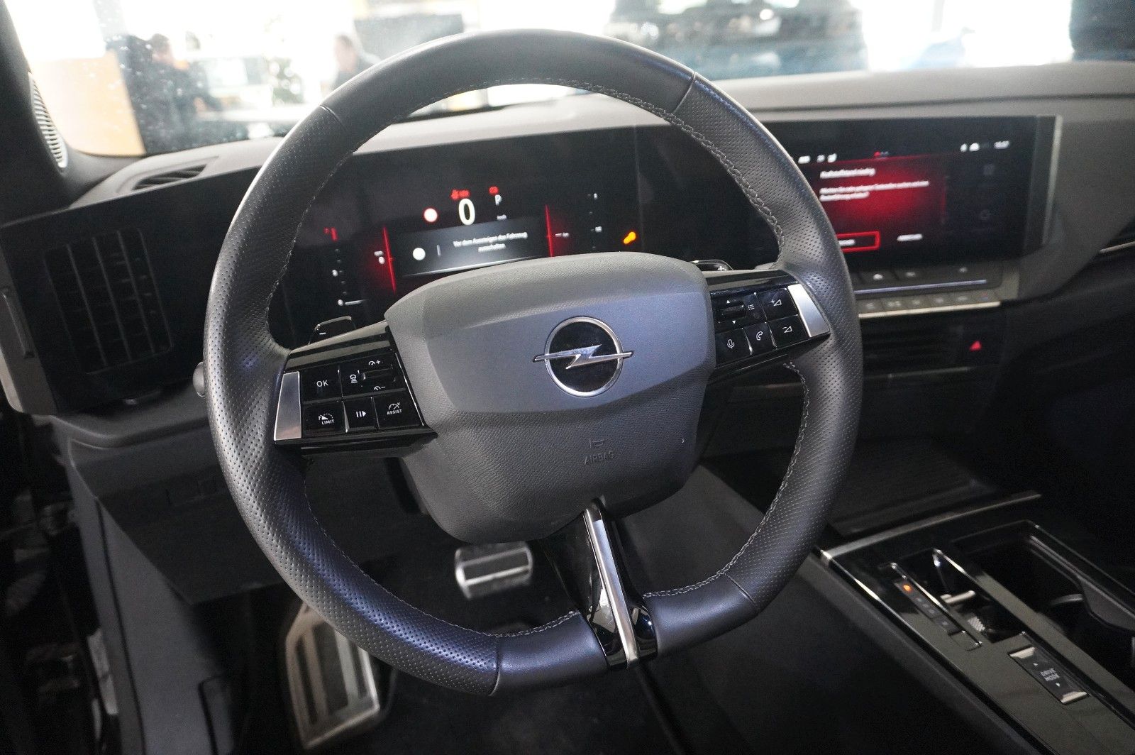 Fahrzeugabbildung Opel Astra L ST 1.2T GS SPORT NAVI/LED/VIRTUAL/SH/AHK
