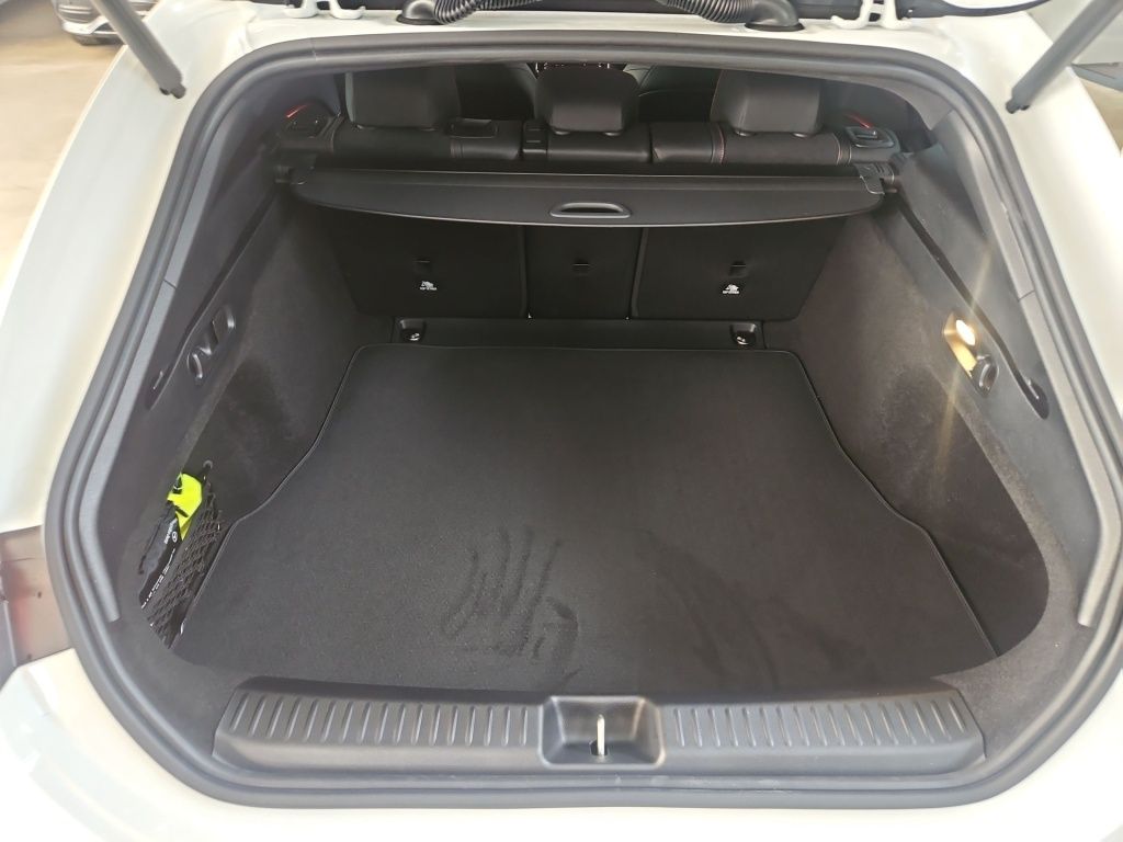 Fahrzeugabbildung Mercedes-Benz CLA 250+ EQ Shooting Brake +AMG+NIGHT+AHK+BURMES