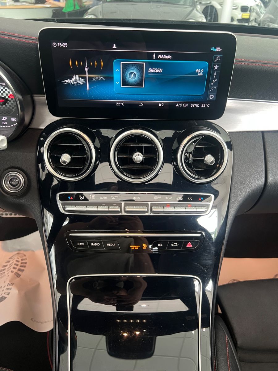 Fahrzeugabbildung Mercedes-Benz C 43 AMG Coupé 4Matic * PANORAMADACH *