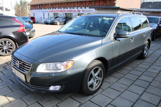 Volvo V70 D4 Geartronic Momentum BiXenon Leder Navi Te