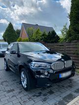 BMW Bmw x5 F15 / 4.0d M Paket / 1 Hand / lücke... - BMW X5 in Bielefeld