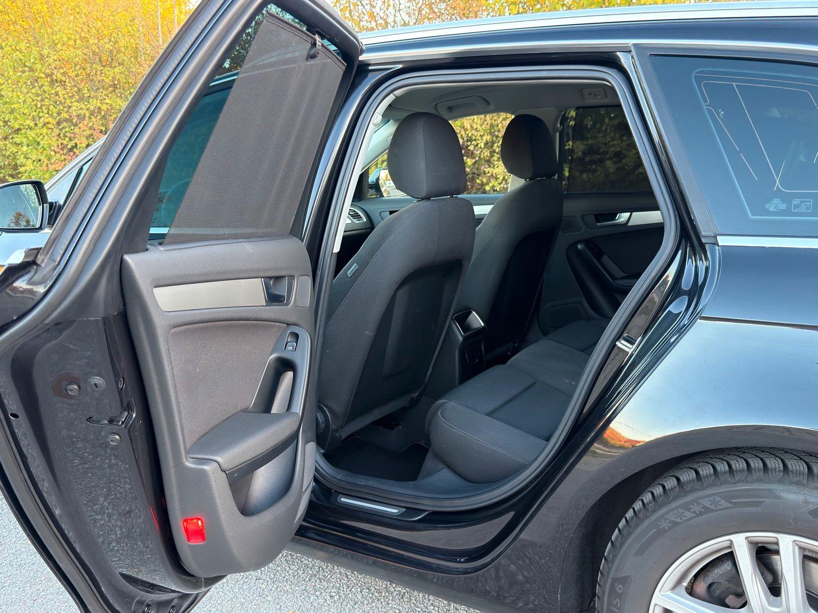Audi A4 2009 — photo 6