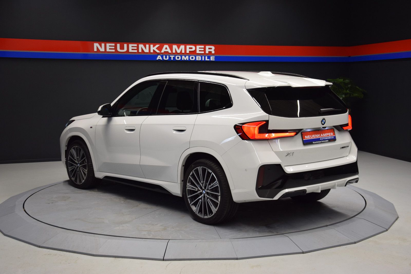 Fahrzeugabbildung BMW X1 23d xDrive M Sport Pro HuD AHK 360°NP:71.870€