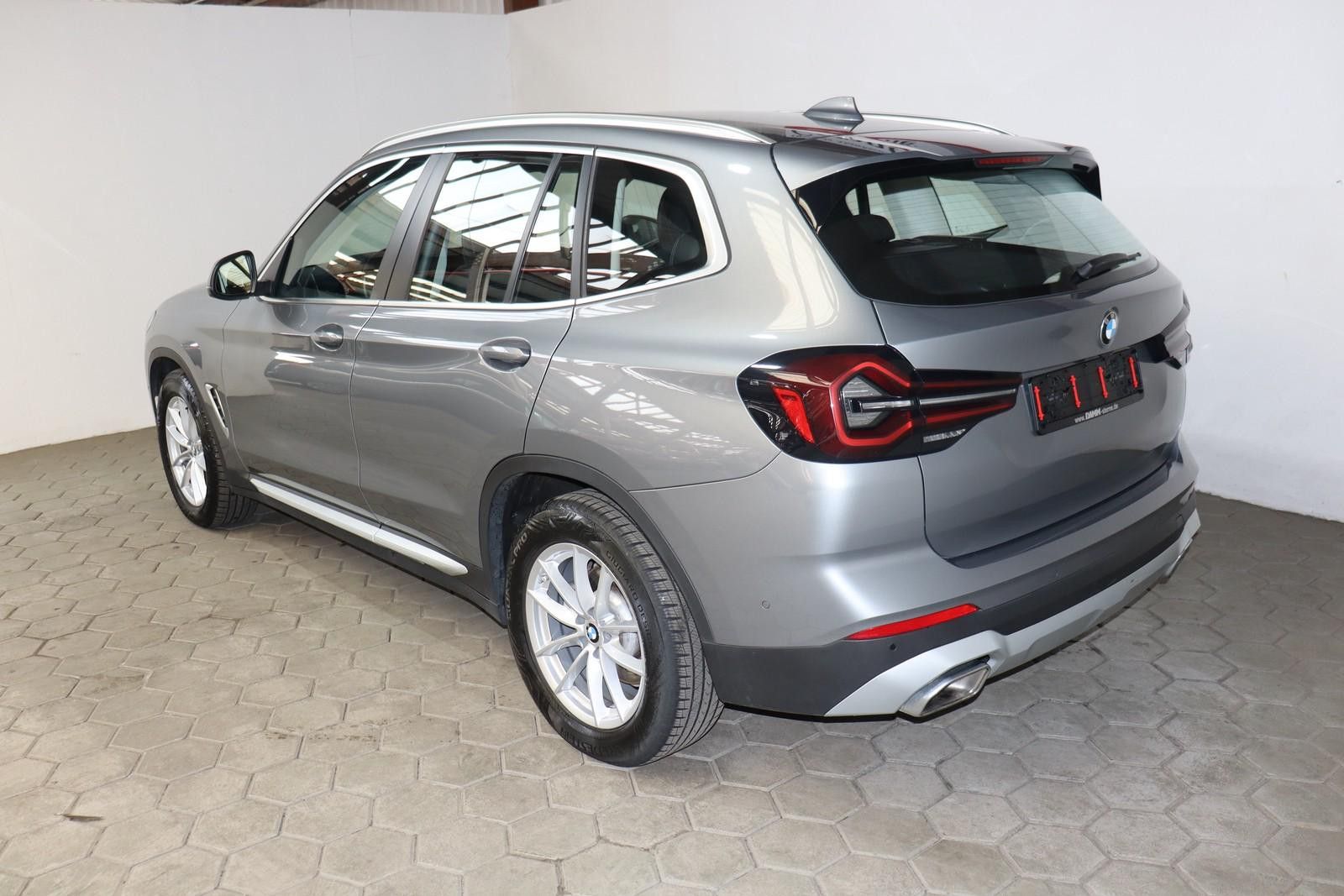 BMW X3 xDrive 30 d LED*NAVI*AHK*CAM foto 4