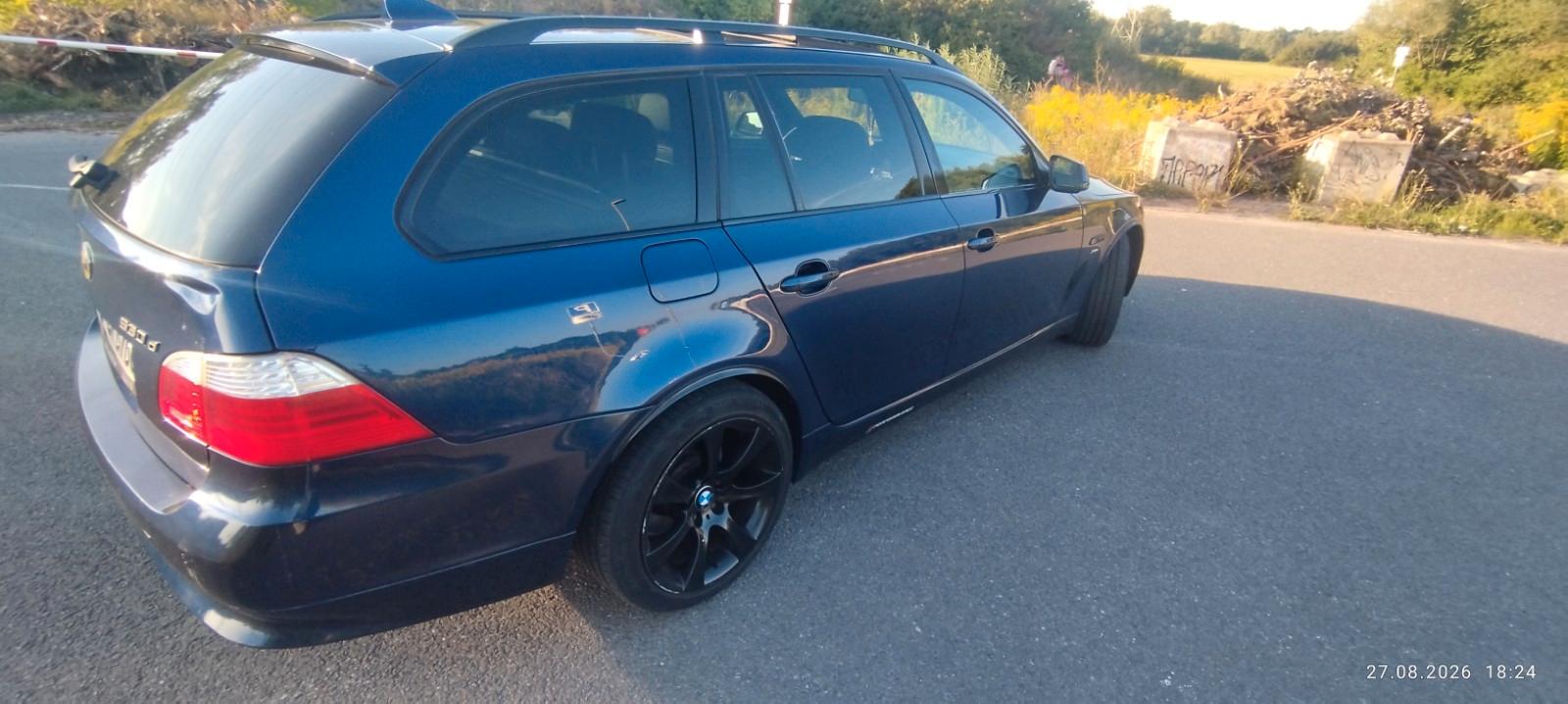 BMW 530d xDrive touring Edition Exclusive Editio...