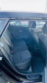 Hyundai blue Classic*1 HAND*KLIMA*TÜV*Scheckheftge* - Hyundai i30 Classic mit Diesel-Antrieb