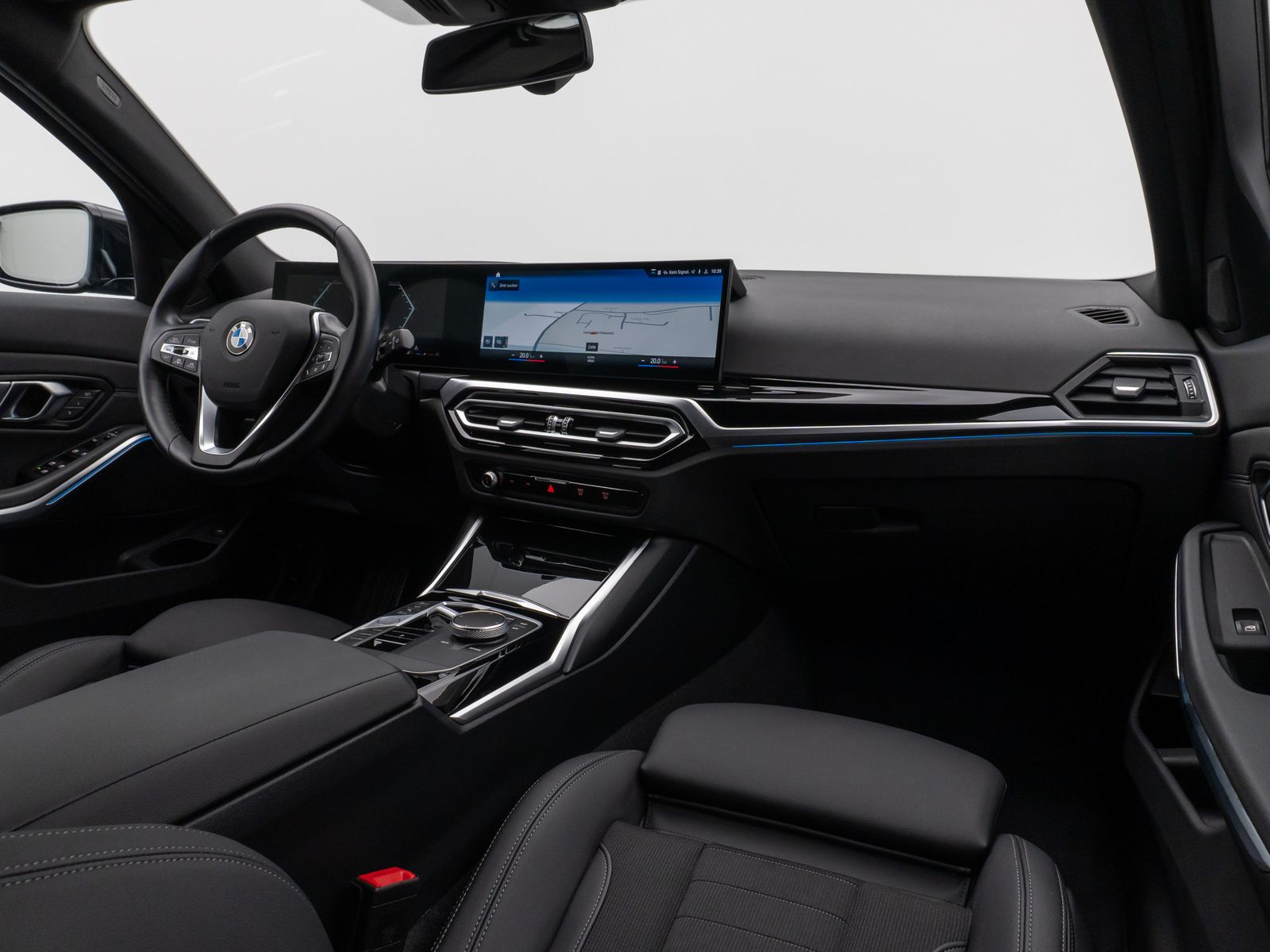 Fahrzeugabbildung BMW 330i Komfort 360°HUD DAB HiFi Sport Memory18Zoll