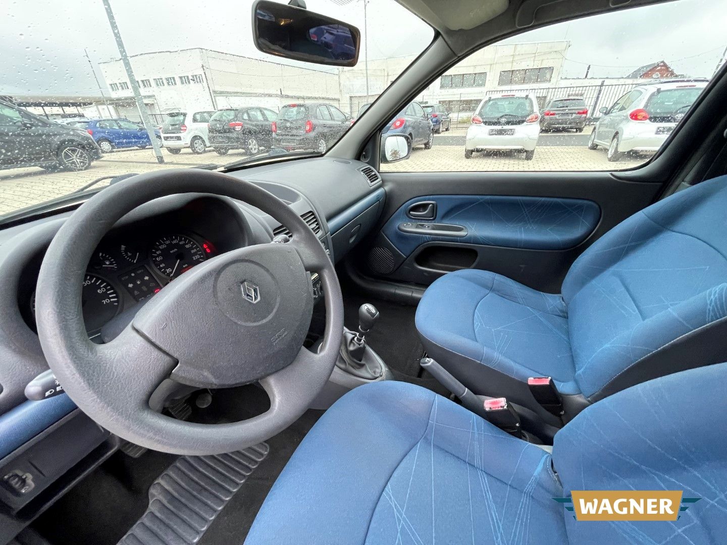 Fahrzeugabbildung Renault Clio II Authentique Klima TÜV 01/2026