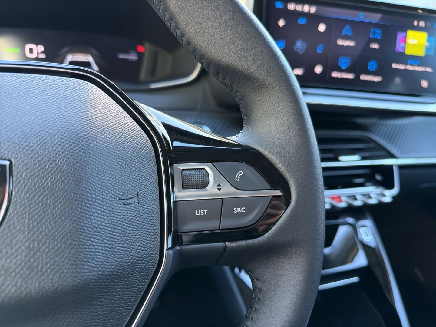 Peugeot e-208 - Bild 15