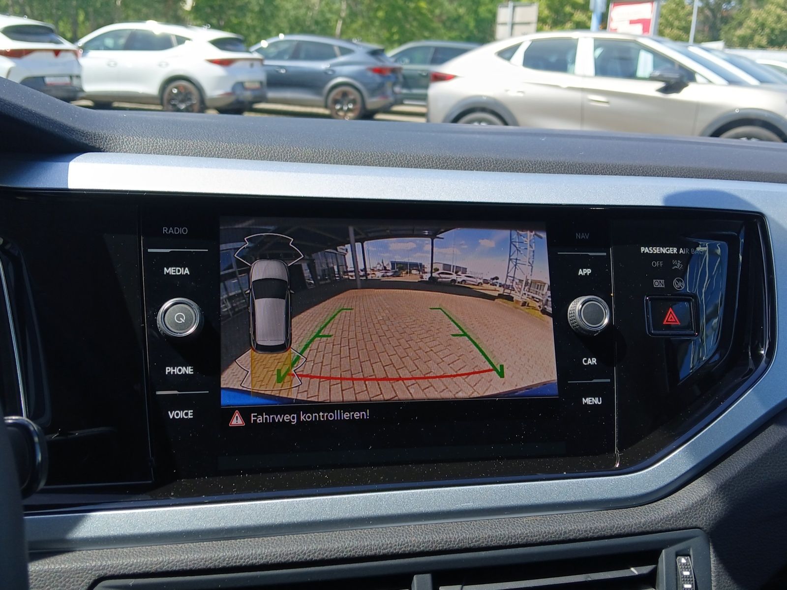 Fahrzeugabbildung Volkswagen Polo TSI Energy DSG LED ACC App-Connect SHZ
