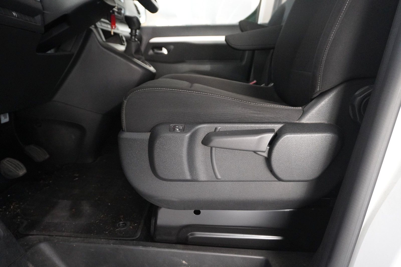 Fahrzeugabbildung Opel Zafira Life 2.0D EDITION "M" NAVI/KAMERA/HUD/AHK