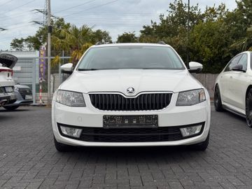 Skoda Octavia - 2