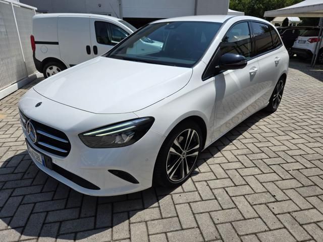 Mercedes-Benz MERCEDES-BENZ B 200 Automatic Sport Plus imagem 2