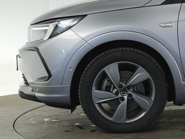 Grandland GSe PHEV 4X4 AT+AHK+NAVI+RÜCKFAHRKAMER