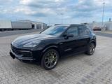Porsche Cayenne E-Hybrid*BOSE*LUFT*PANO*ACC*360°*AHK*LED