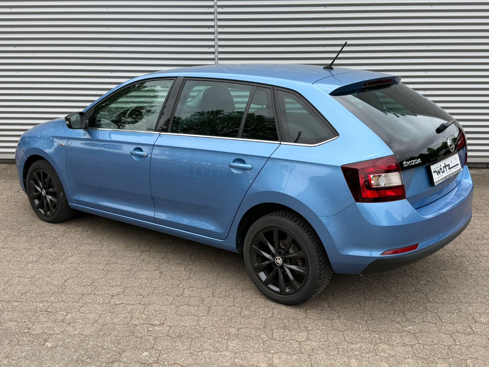 Fahrzeugabbildung SKODA Rapid Spaceback Style