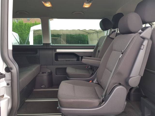Fahrzeugabbildung Volkswagen T6 Multivan 2,0 TDI 7-Sitzer+Allwetter+AHK+PDC