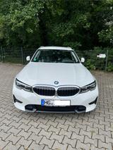 BMW 320i Touring Advantage Auto Advantage - BMW 3er Reihe Gebrauchtwagen in Frankfurt