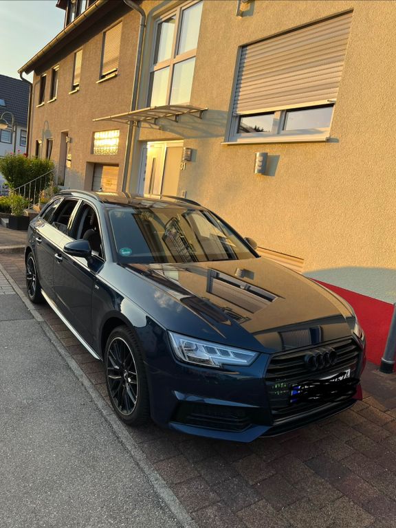 Image of Audi A4