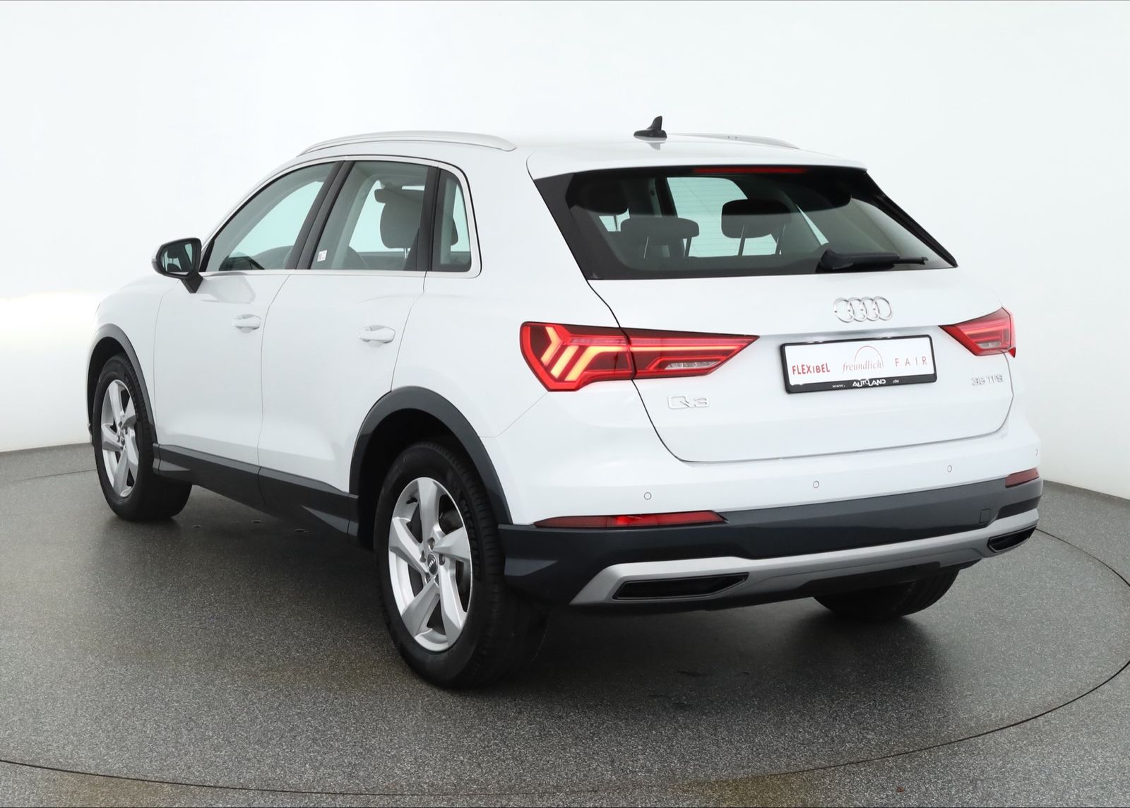 Audi Q3 1.5 TFSI advanced LED App-Connect Totwinkel imagem 3