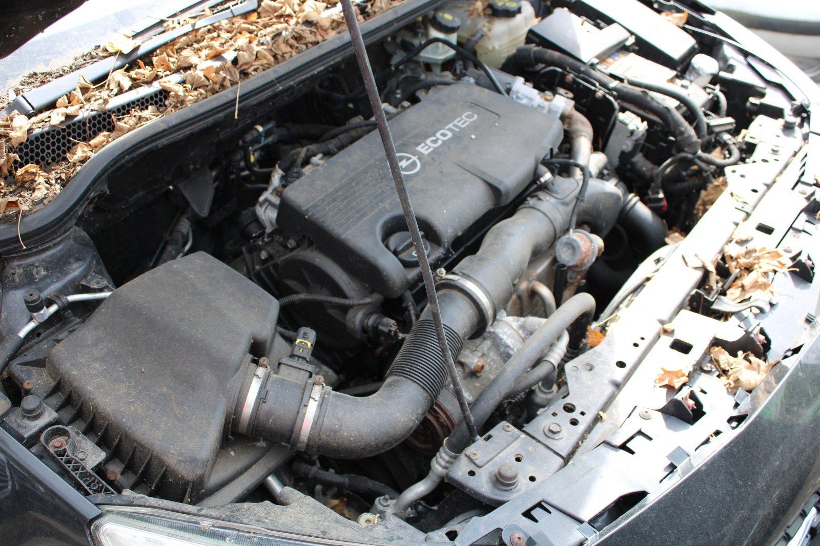 Opel Astra 2012 — photo 6