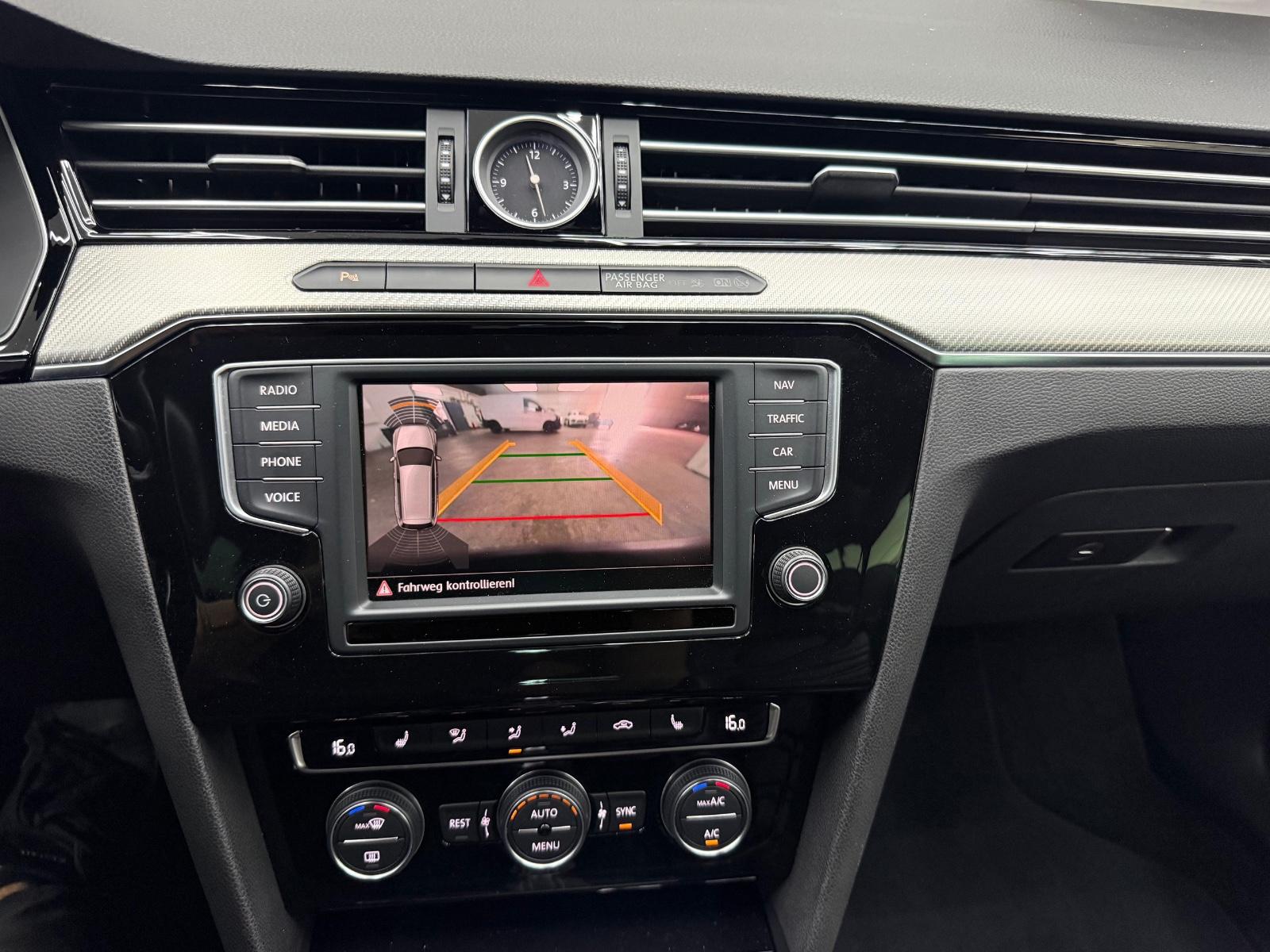 Volkswagen Passat Variant Highline "R-LINE INTERIEUR"