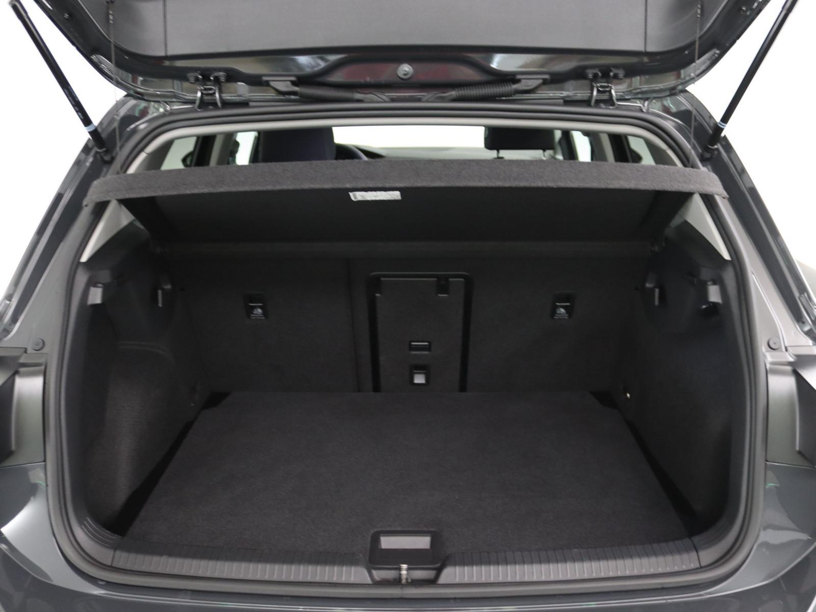 Volkswagen Golf VIII 1.5 eTSI Style LED ACC KAMERA SHZ PDC, миниатюра 20
