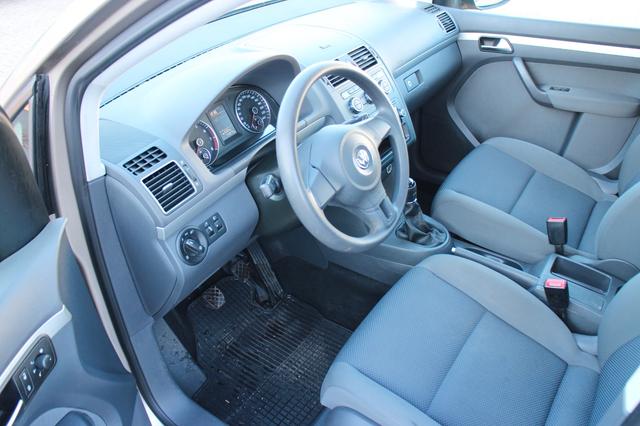 VW Touran 1.2 TSI Trendline · 7 Sitzplätze – Bild 10