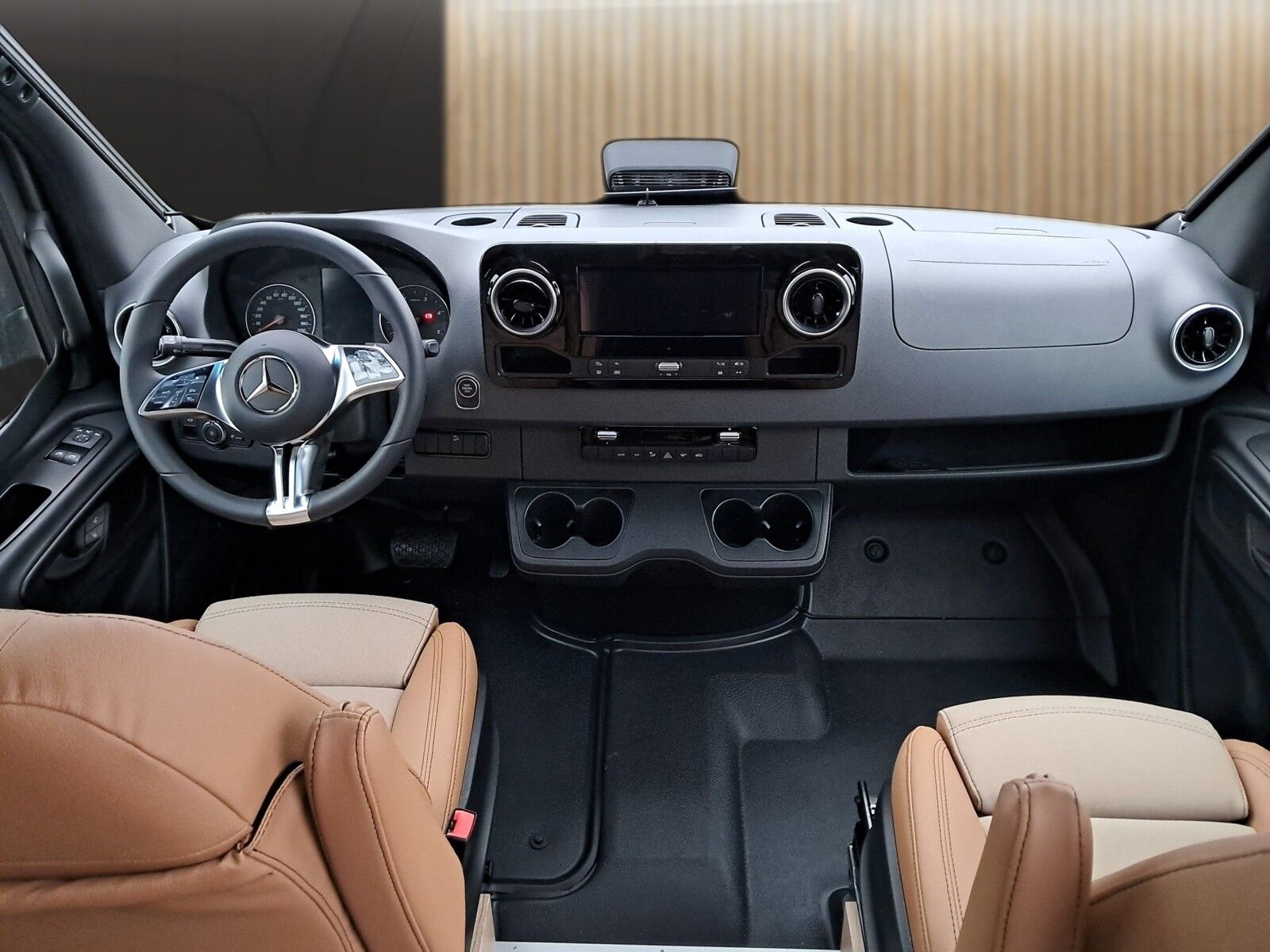 Fahrzeugabbildung Pössl Roadstar X Mercedes 190 PS Autark Paket, AHK