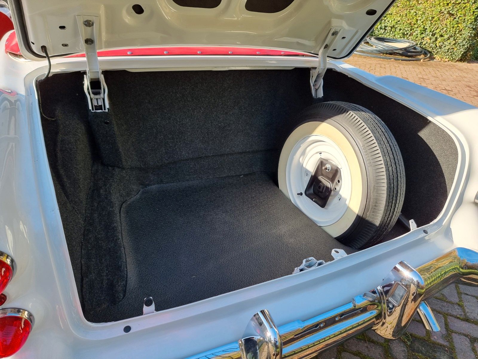 Fahrzeugabbildung Buick Special Deluxe Convertible im 1A Sammlerzustand