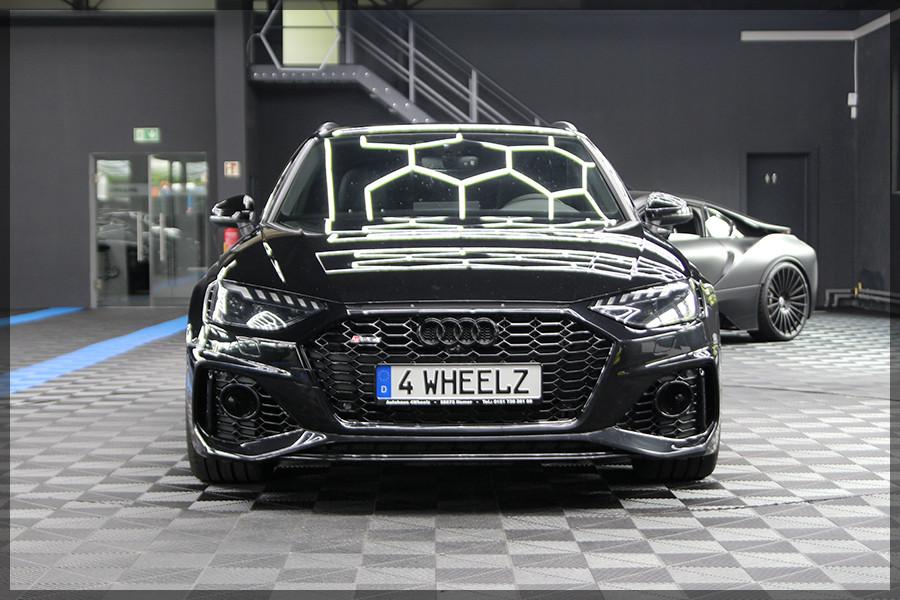 Audi RS4 2.9 TFSI tiptronic quattro Avant PDC / NAVI