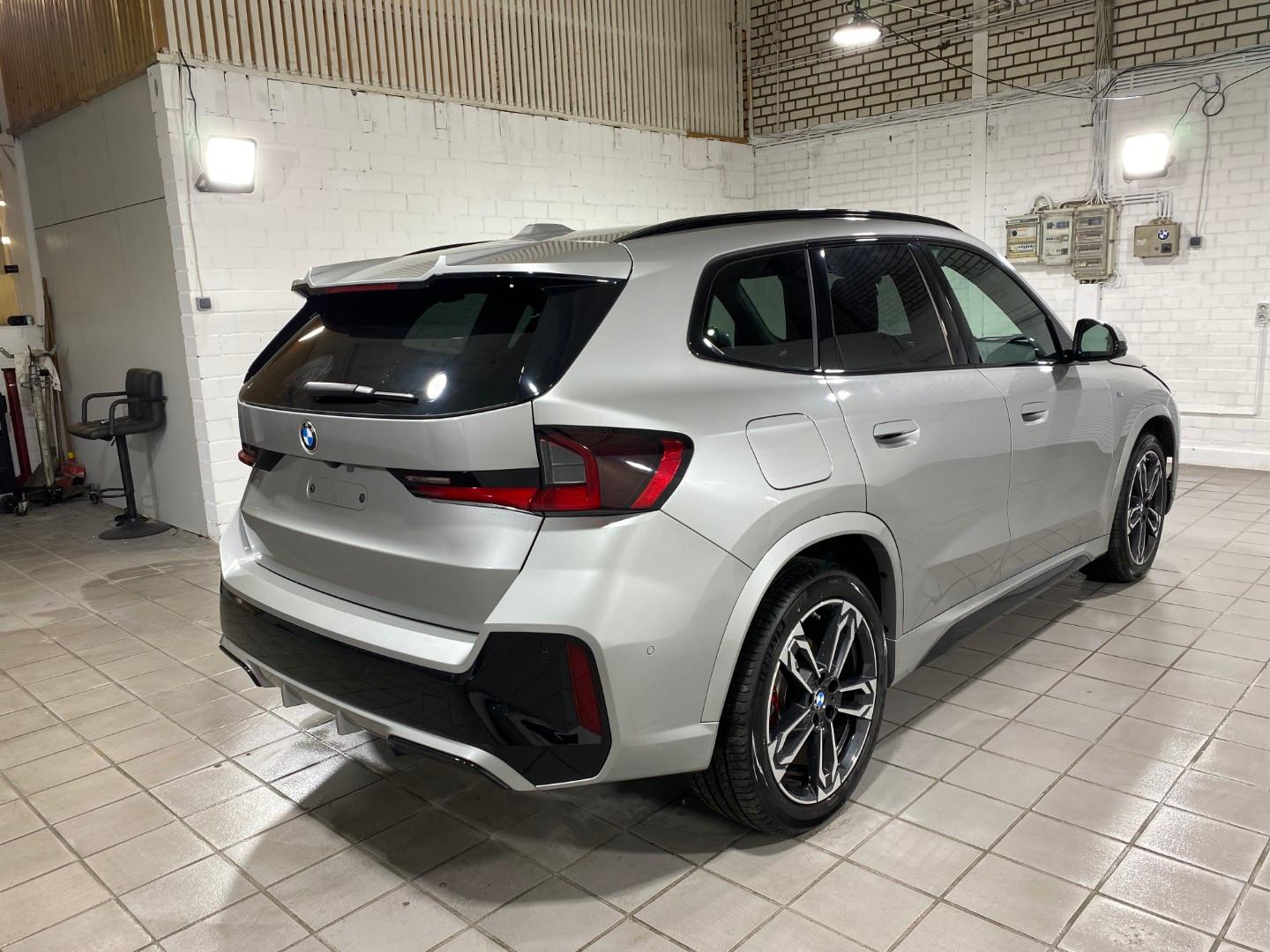 BMW X1 xDrive23i M Sport HUD/360/AHK/H&K/NAVI