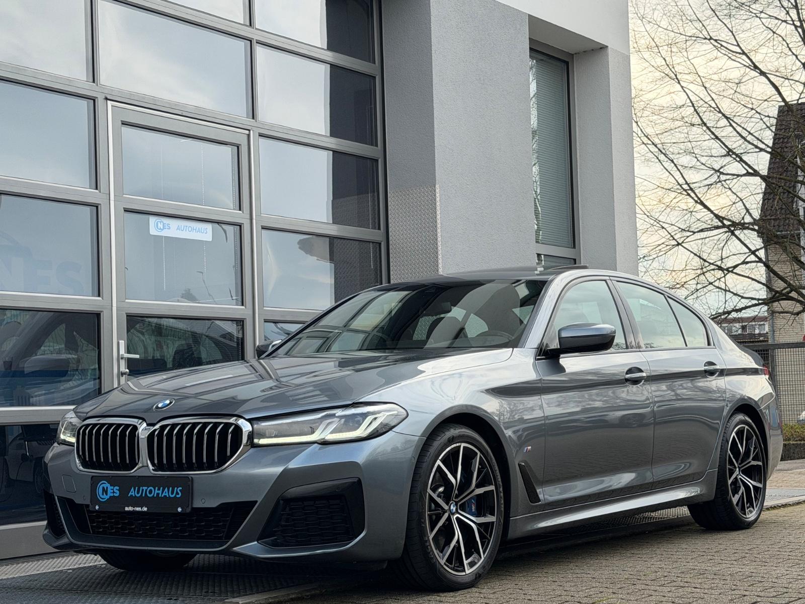 BMW 540i xD M SPORT*KAMERA*GLASDACH*HARMAN*AD LED*19