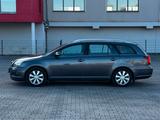 Toyota Avensis Combi Executive 2,2-l-D-CAT - Toyota Avensis aus 2007 mit Diesel-Antrieb