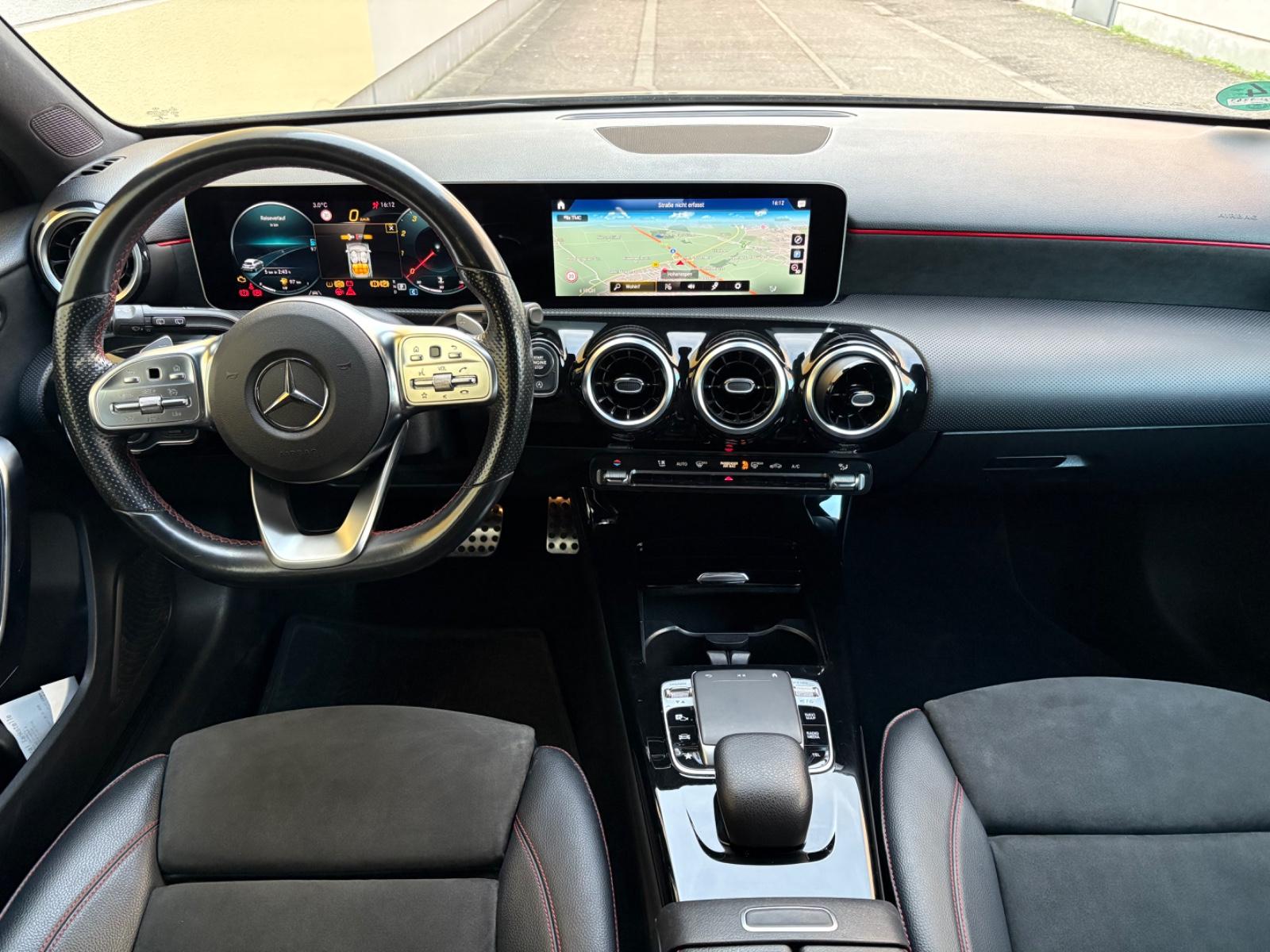 Mercedes-Benz A 250 4M*AMG*LED-NIGHT-CARPLAY*PDC*SPURA*SHZ