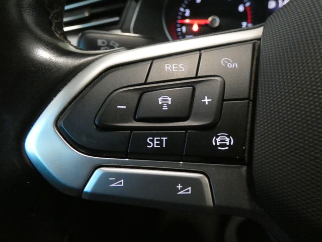 Passat Variant 1.5 TSI Business AHK ACC SHZ LED
