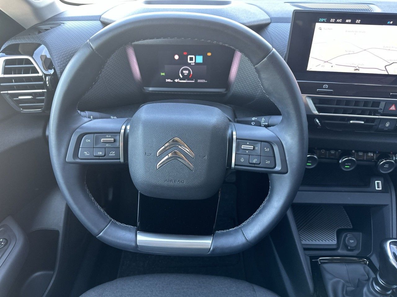 Fahrzeugabbildung Citroën C4 PureTech 130 S&S SHINE