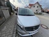 Mercedes-Benz Vito, komplett ausgestattet, was bestellbar war. - Mercedes-Benz Vito mit Panoramadach