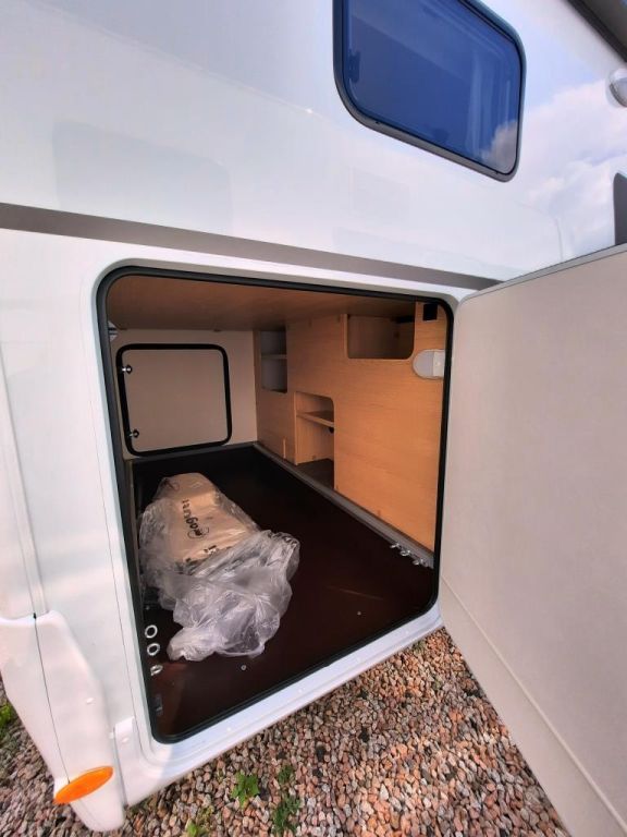 Fahrzeugabbildung Sunlight T 68C Adventure Edition Verfüg./Sparen Sie 3.811
