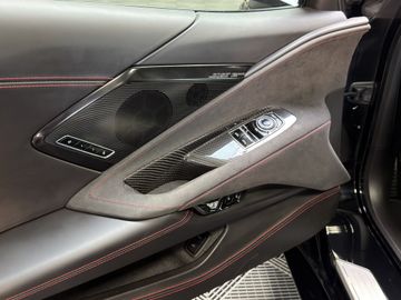 Corvette C8 - 10