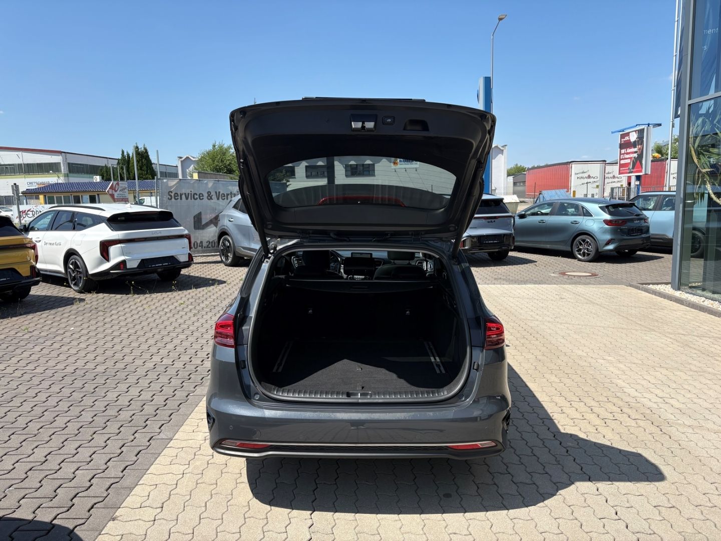 Fahrzeugabbildung Kia Ceed_sw Sportswagon Platinum Edition 1.6 CRDi EU