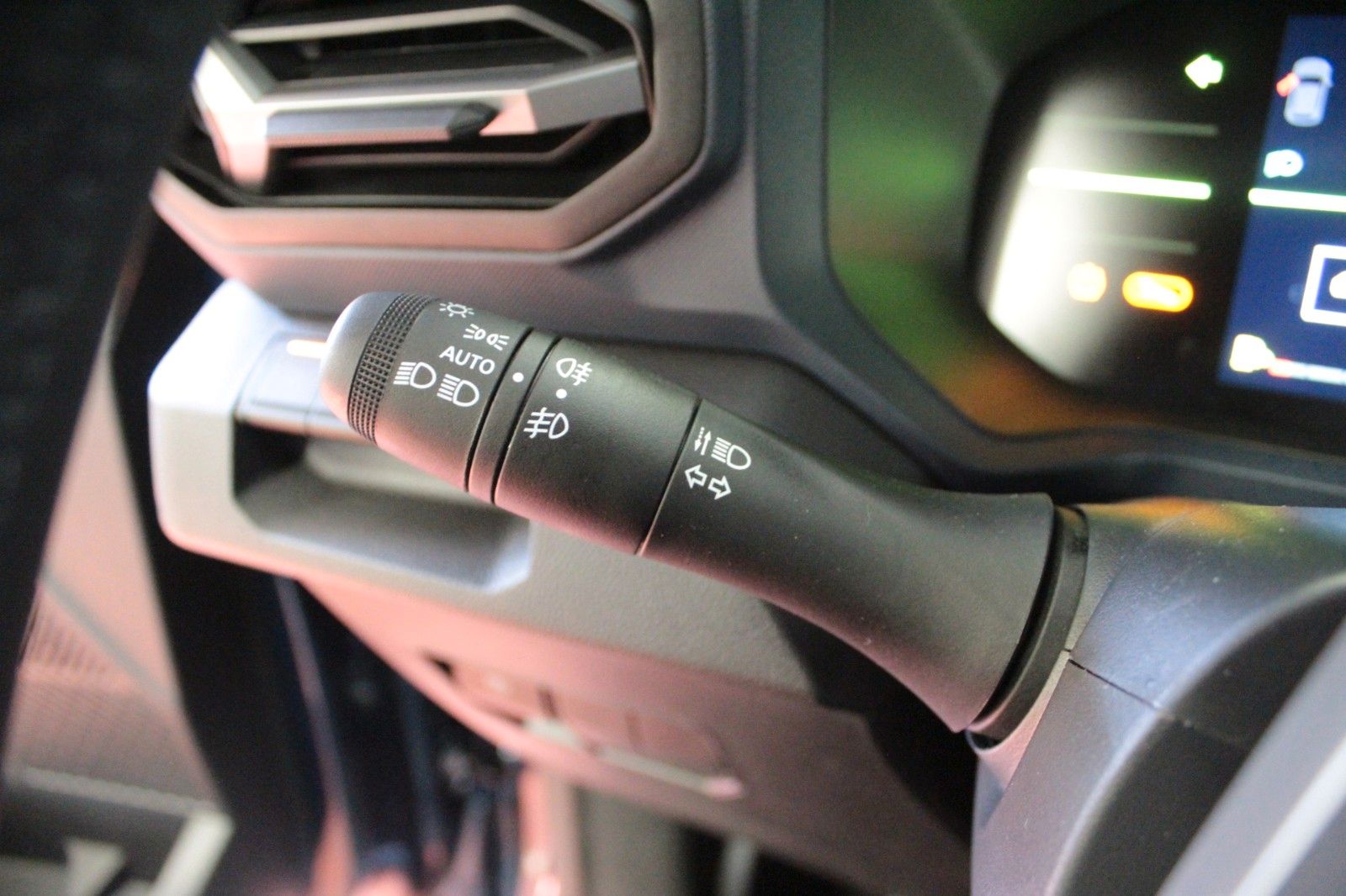 Fahrzeugabbildung Dacia Bigster hybrid 155 Expression #15263