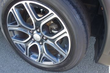 Mitsubishi Outlander - 4
