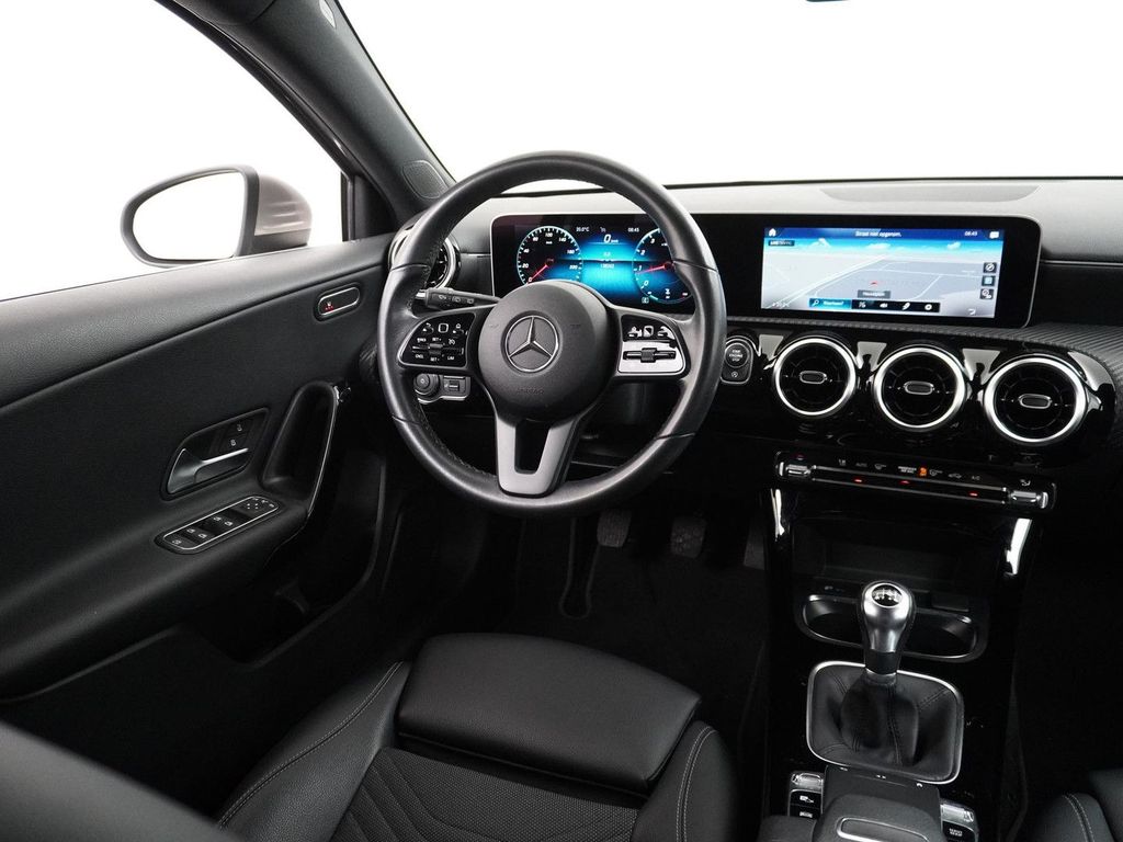 Mercedes-Benz A 160 Business Solution Plus | AHK Wegklapbaar |