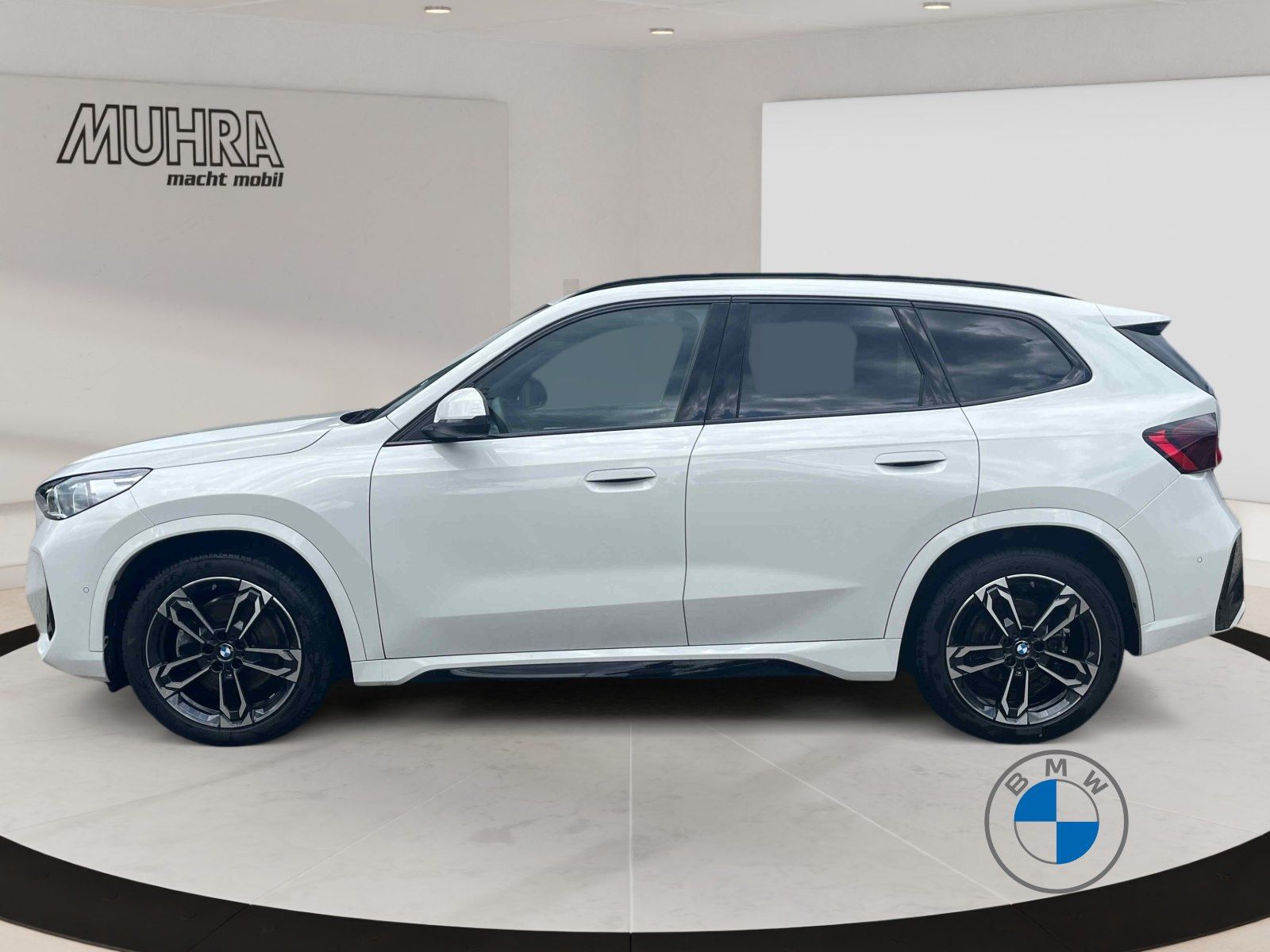BMW X1 xDrive23d M Sport 19 Pano Massage H K foto 3